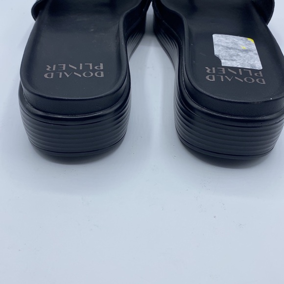 Donald J. Pliner Black Sandals - Picture 8 of 8
